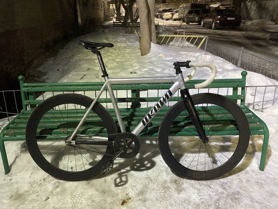 Продам вилсет переднее и заднее колесо