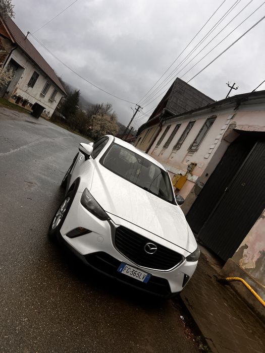 Vine mazda 14 duzel 6000€ neg 2016 matriculata in2019 detali in pv