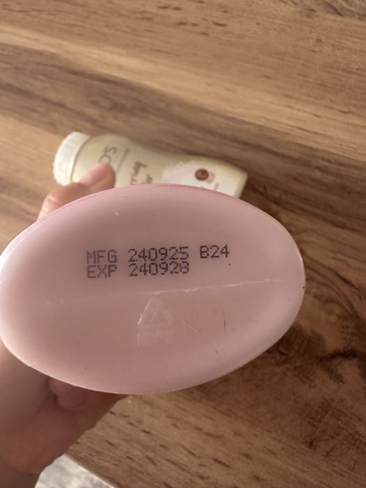 Продам пудру для лица Тайскую