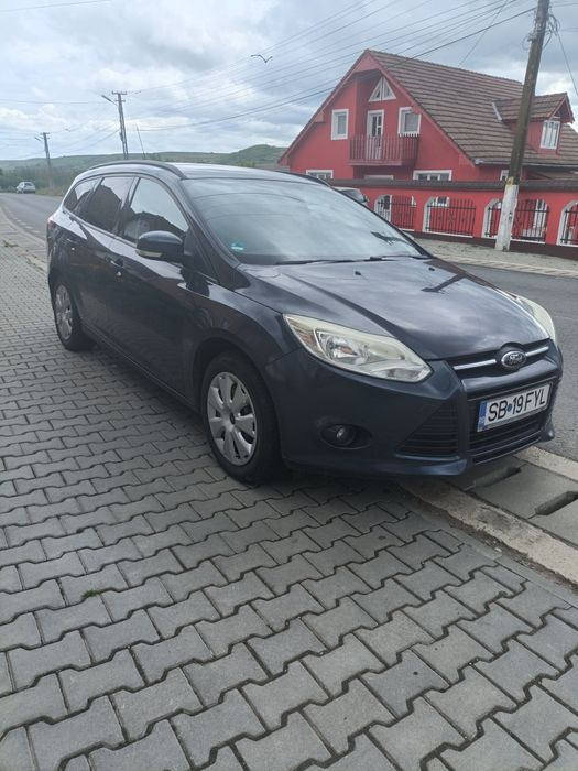 Vând Ford Focus 1.6 tdi