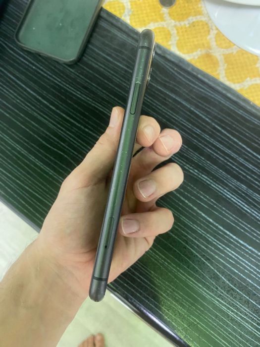 Продам айфон 11 128 гб