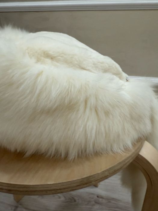 Продам шапки  натуральный мех