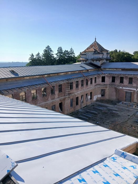Executăm acoperișuri  ,Construcții