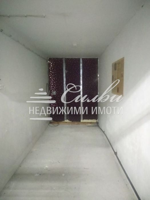 Дава се под наем Склад в Шумен, Тракия - 124 кв.м за 448.8 € - Снимка #3