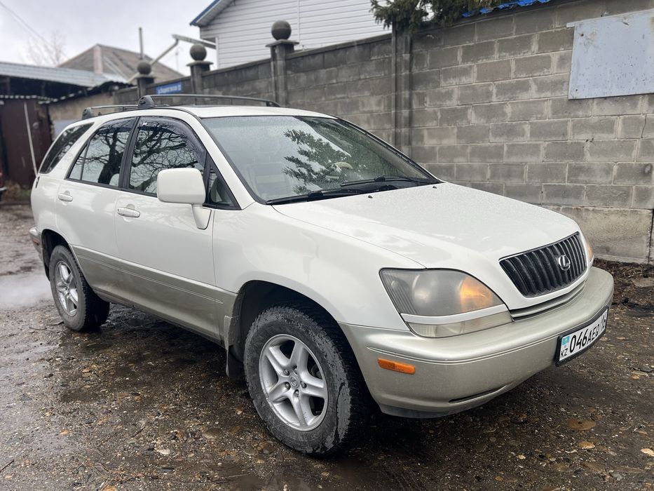 Продам Lexus RX 300, 1999 года.
