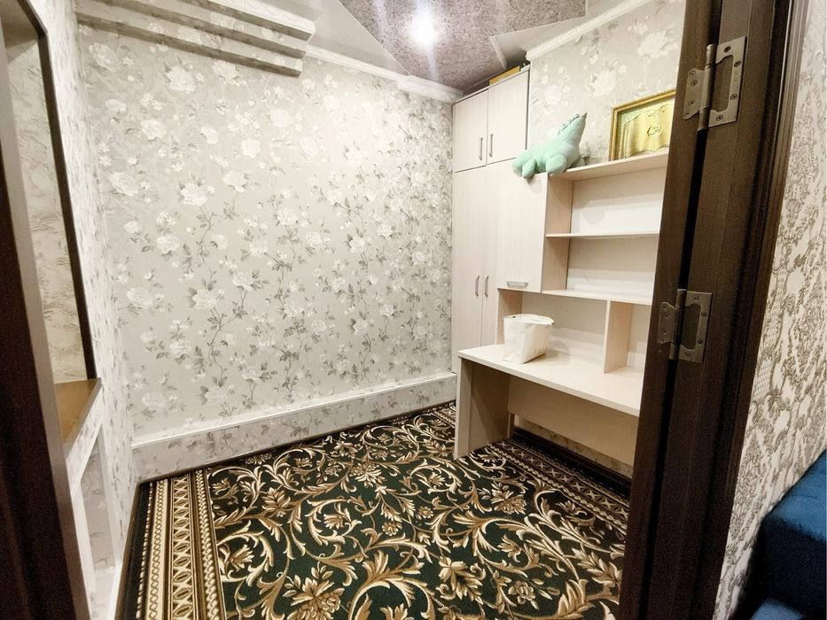 Аренда 2 комнатной квартиры Максим Горький Метро БИЙ|2 этажка|Кирпич