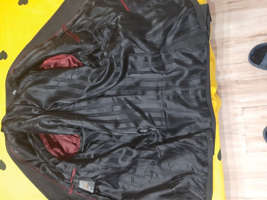 Sacou barbatesc original marimea L Ben Sherman