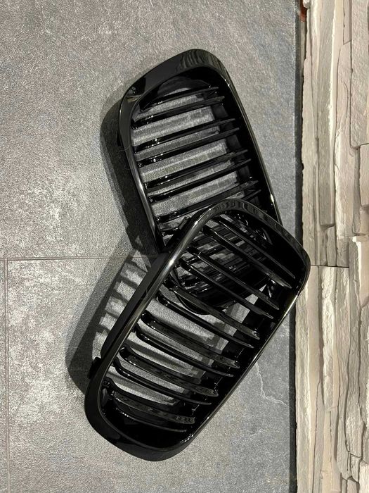 Двойни бъбреци черен гланц за BMW E46 ПРЕДИ фейслифт 1998-2001: