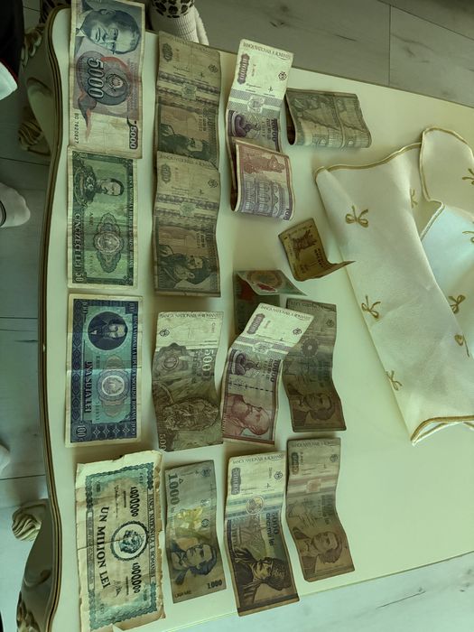 Bacnote vechi de vanzare