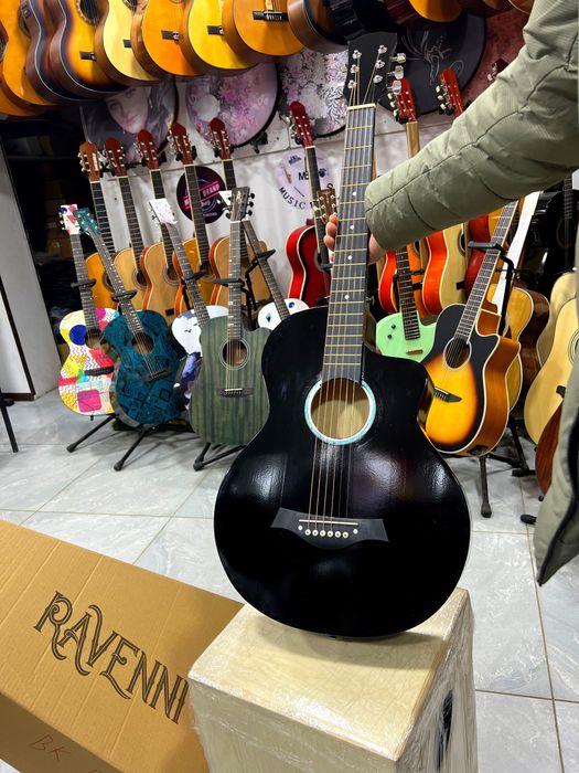 Гитара акустическый