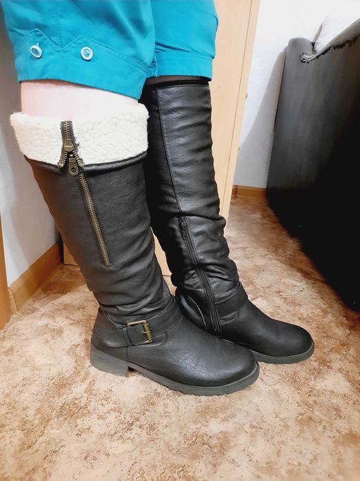 Продам сапоги.Размер 40-41