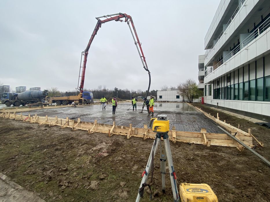 Turnari beton finisat mecanic elicopterizat cu elicopterul