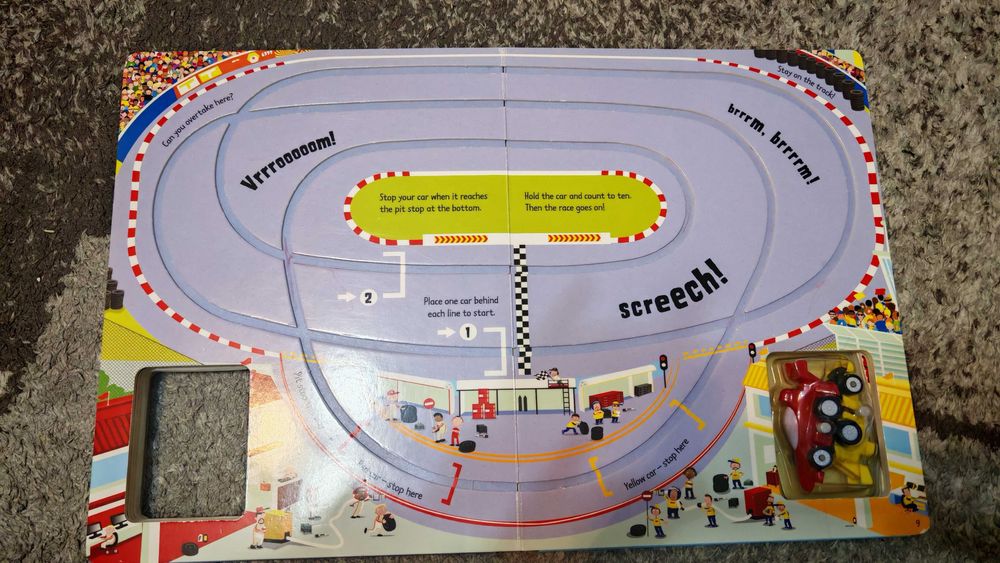 Carte copii - Wind up racing cars Usborne