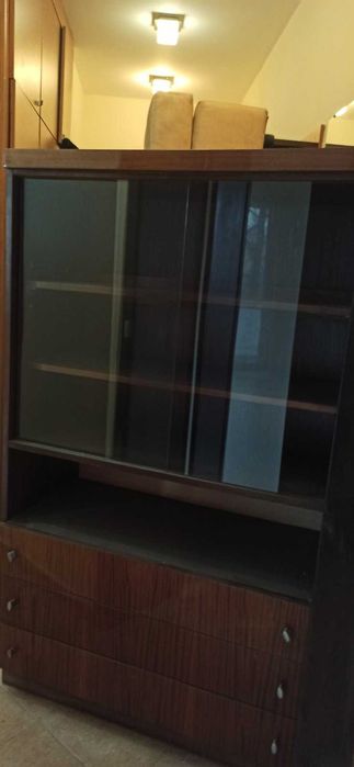 Секция от три части