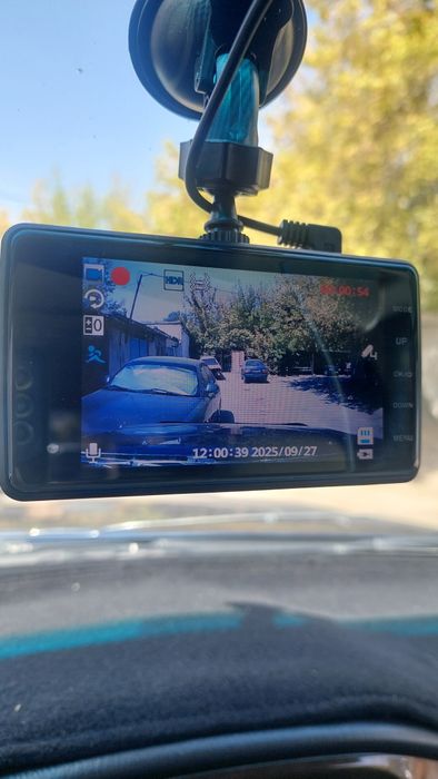 Видеорегистратор на авто