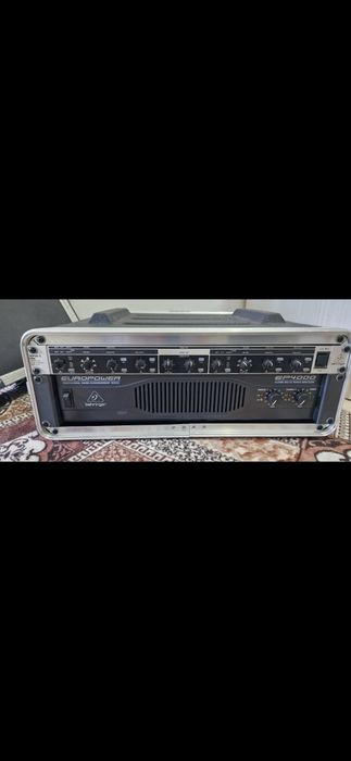 Behringer ep4000 cx 2310 case rack 3U.