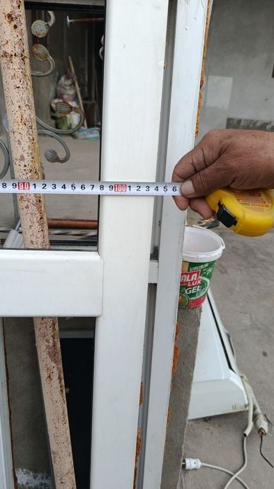 Akfa rom sotiladi 3ta