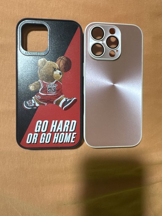 Huse pentru iPhone 13 pro max si iphone 16 pro.