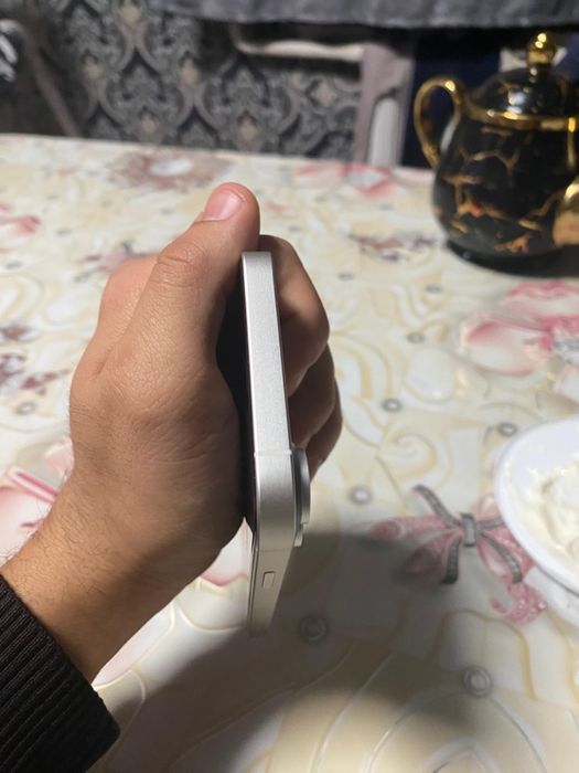 Iphone XR в Корпусе 16