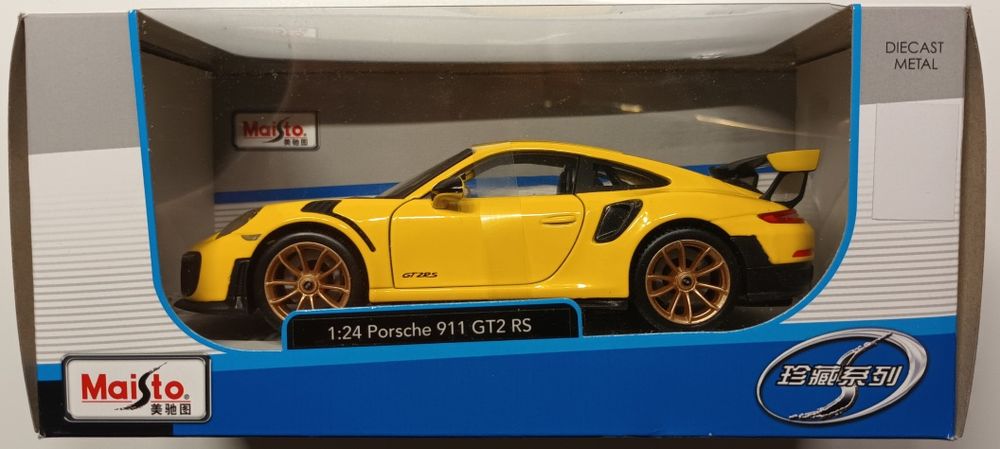 Macheta Porsche 911 GT2 RS 1:24 Maisto Special