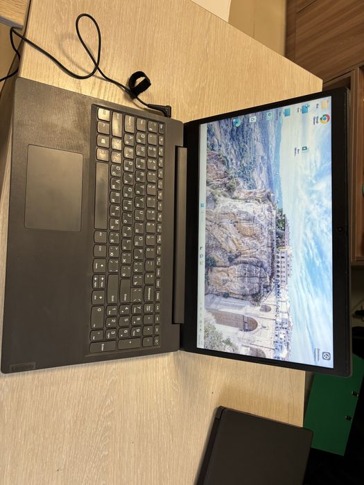 Продам Ноутбук Lenovo