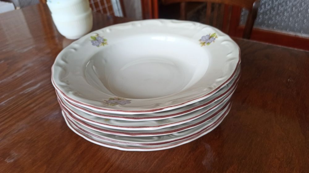 Сервизи чинии български порцелан