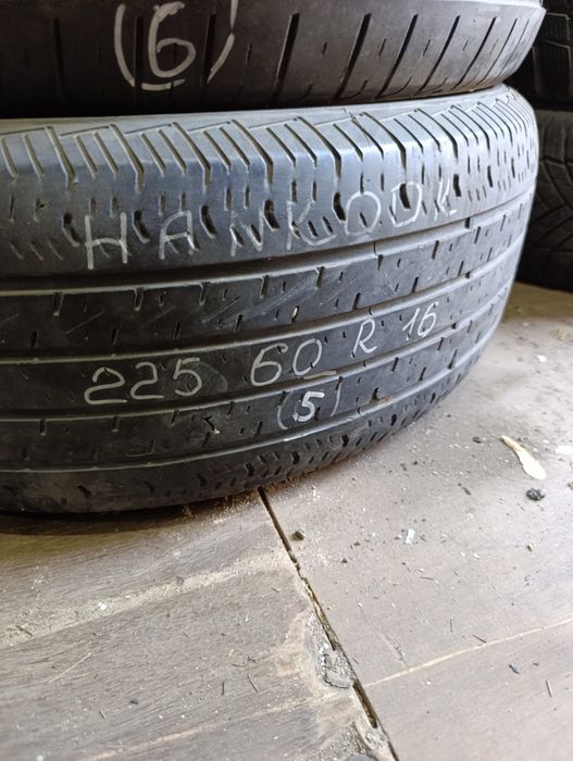 Шины 225/60 R16.