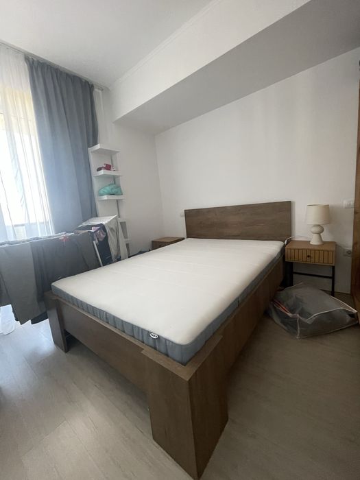 Pat din lemn cu somier 140*200, asigur transport in Bucuresti si Ilfov