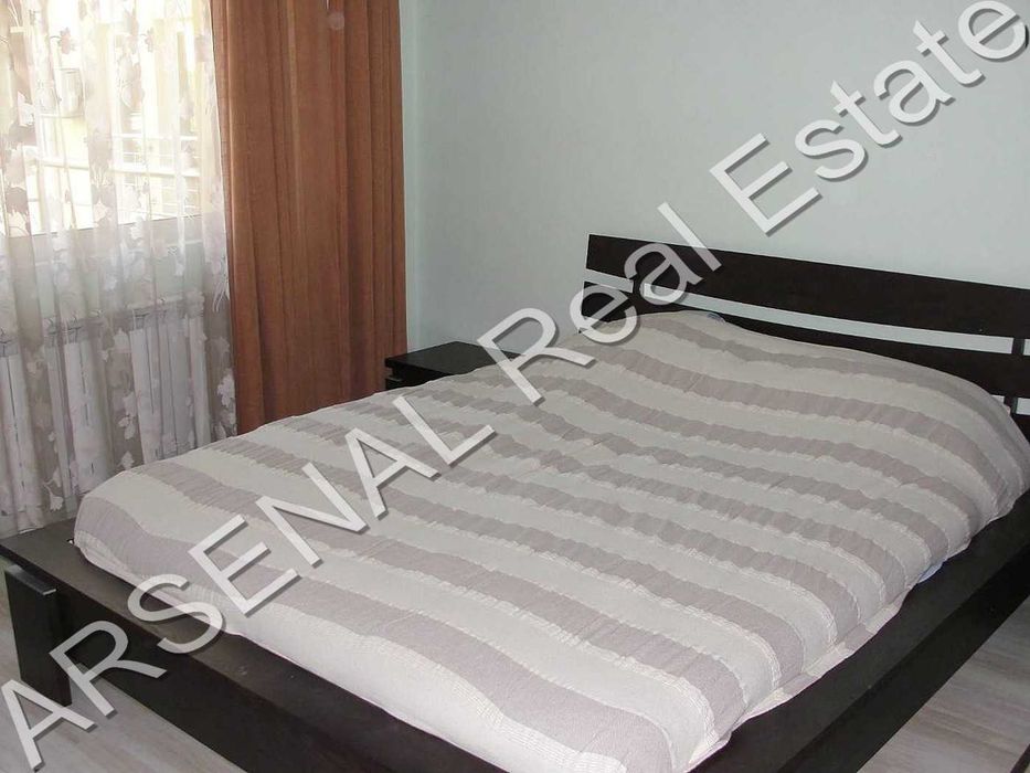 Дава се под наем Тристаен апартамент в София, Медицинска академия - 115 кв.м за 1150 € - Снимка #3