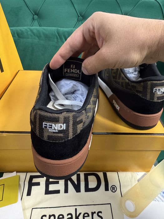 Adidasi Fendi piele naturala Full Box colectie noua