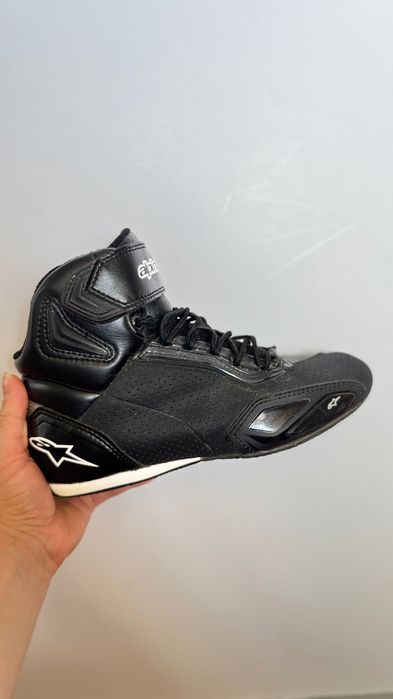 НОВИ Alpinestars Дамски обувки за мотор 38 номер