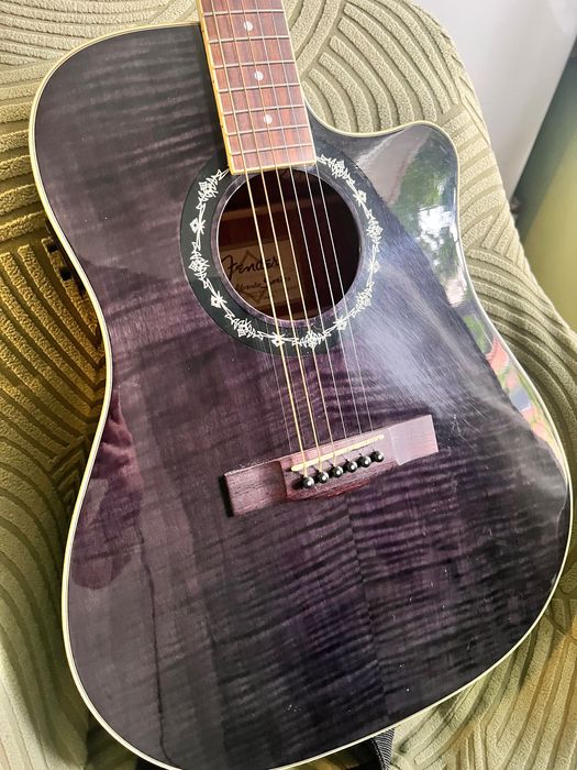 Електро-акустична китара Fender T-Bucket 300 CE TBK