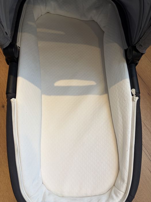 Зимен кош Cybex Kody Pure Lux + зимно чувалче