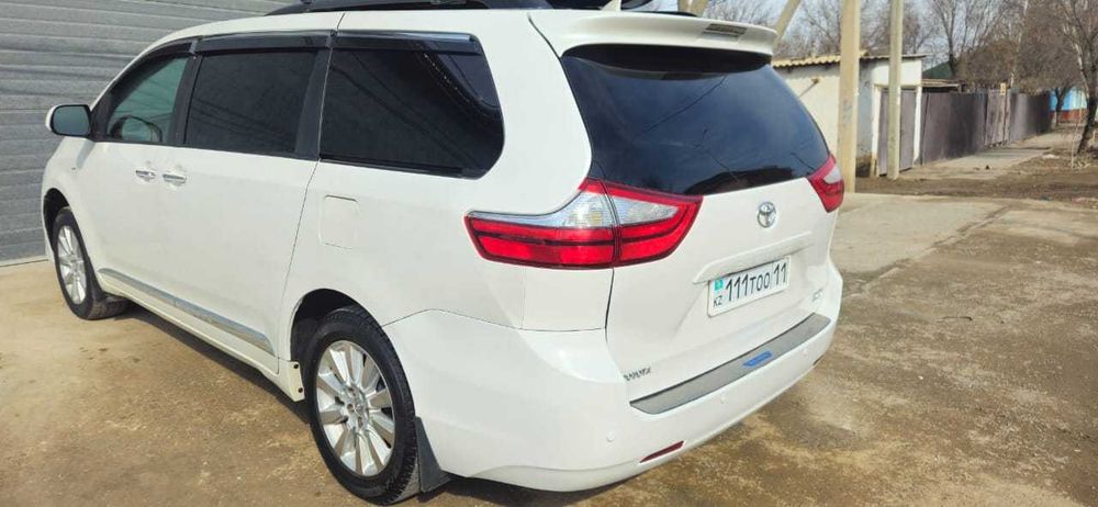 Продается Toyota sienna