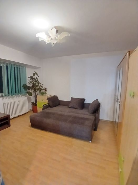 Inchiriez Garsoniera lângă mega maal