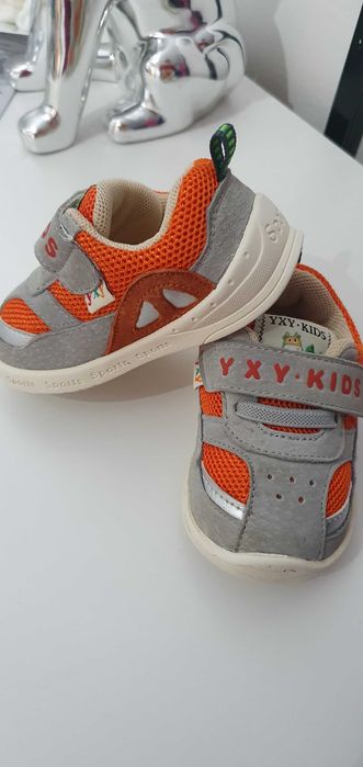 Pantofi sport primii pasii copii