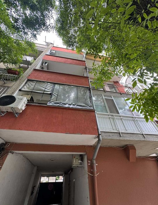 Ексклузивно! Двустаен апартамент за продажба в кв. Възраждане. С Акт 16.