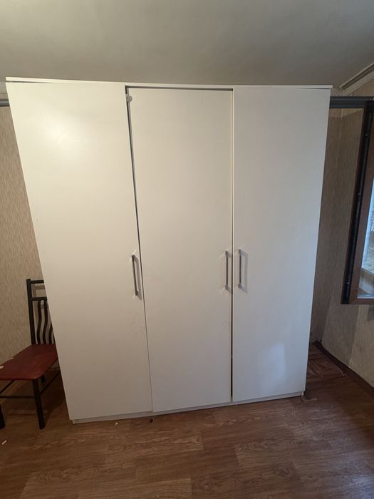 Продам шкаф бу в спальную
