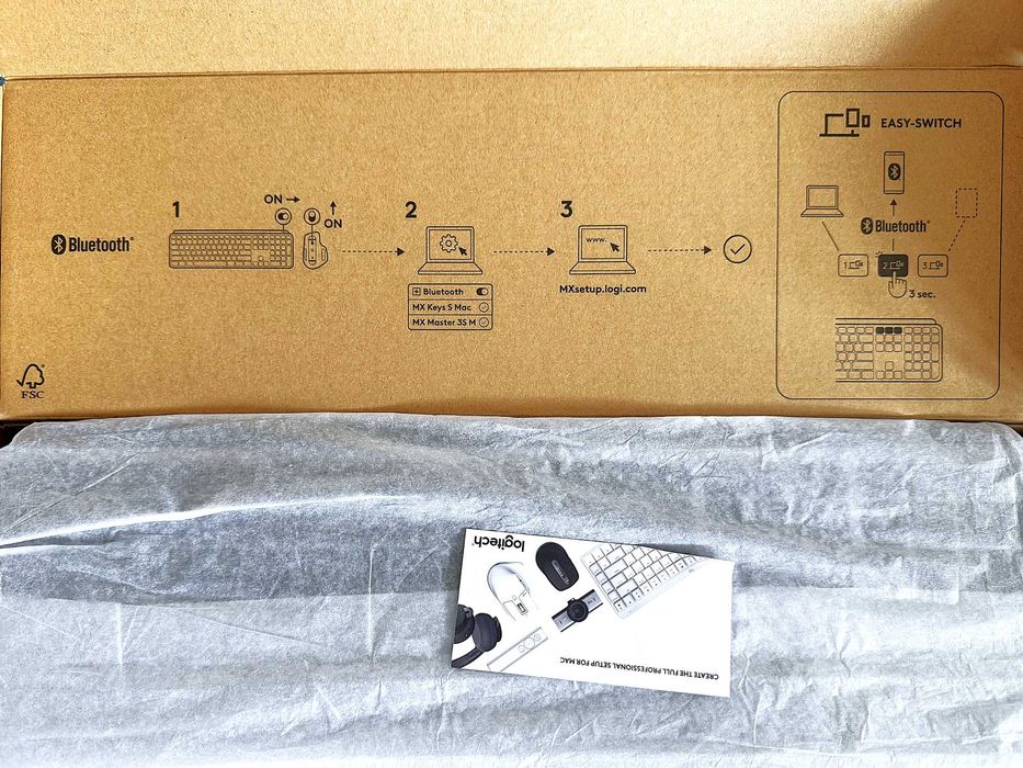 Logitech MX Keys S Combo for Mac – клавиатура, MX Master 3S мишка и подложка
