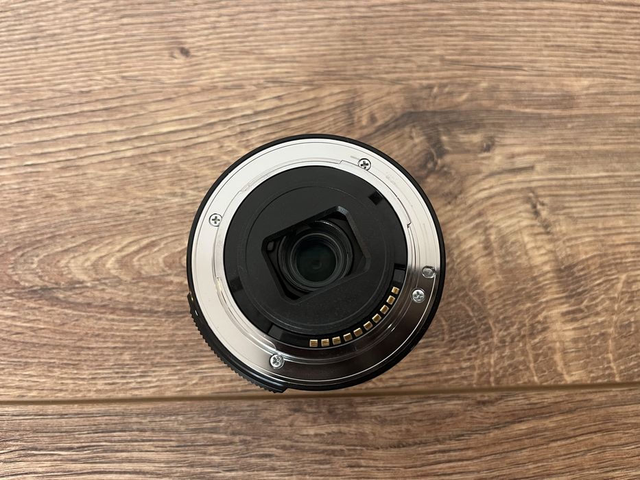 Sony 16-50mm 3.5-5.6 oss + подарък филтри