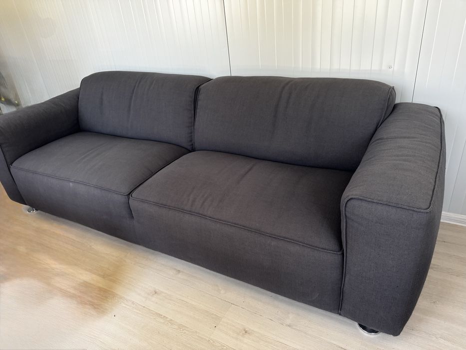 Масивен диван неразтегаем