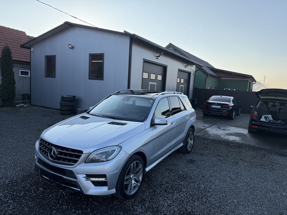 Mercedes ML 250 Amg - panoramic