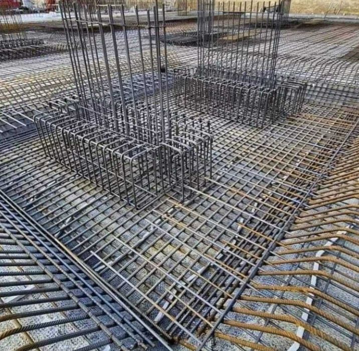 Case cu etaj de la 250euro mp și cu mansarda de la 220euro mp