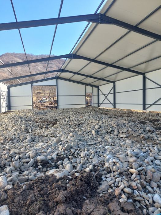Hala metalica 240mp 12x20x3 și structurii metalicealte dimensiuni