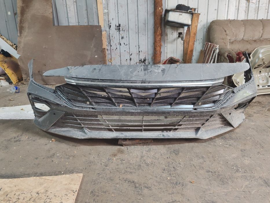 Бампер hyundai elantra