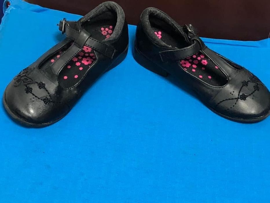 Pantofi scoala fata-marimea 31-32,inter20,5,ca piele Zara