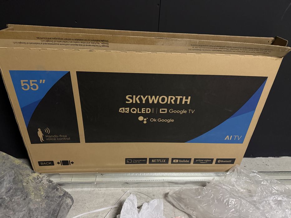 Skyworth 4K qled smart TV 55” ekran singan