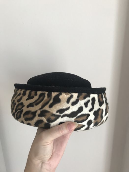 Берет . 100%шерсть новый