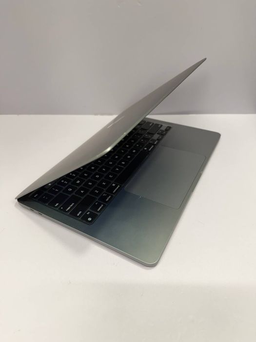 Название: MacBook Pro M1 2020 /#СР589698