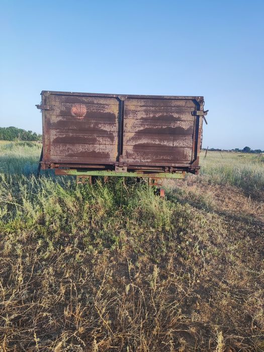 Продаётся Железный прицеп телега